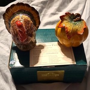 Fitz and Floyd Thanksgiving Salt and Pepper Shakers